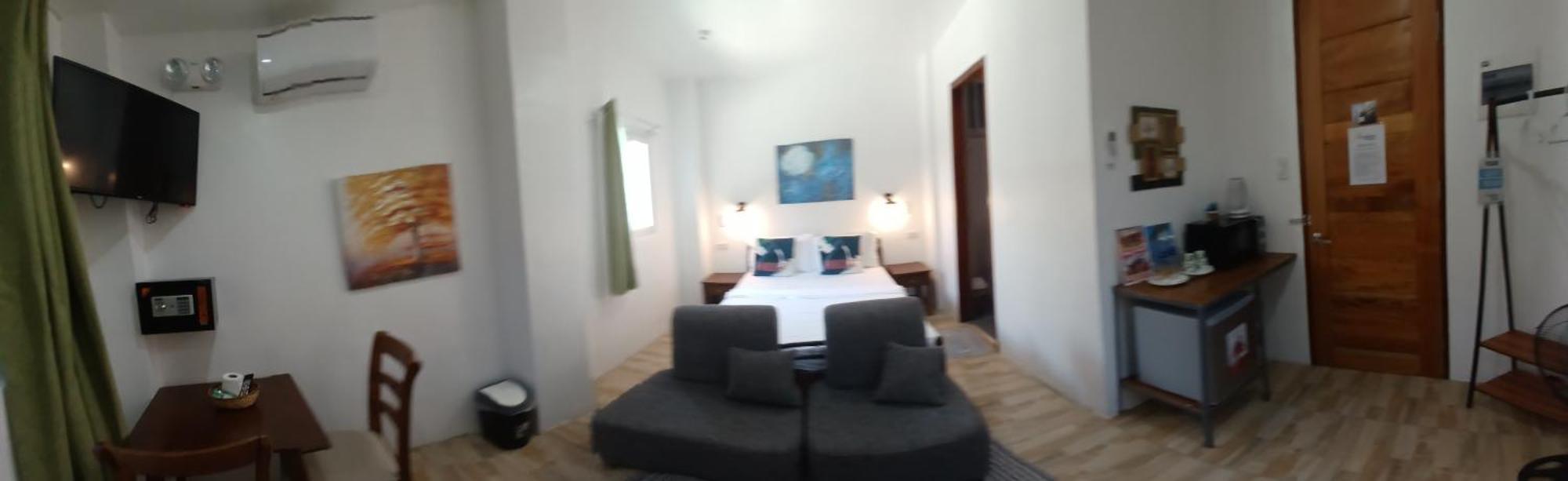 Strandhaus Condotel Moalboal Eksteriør bilde